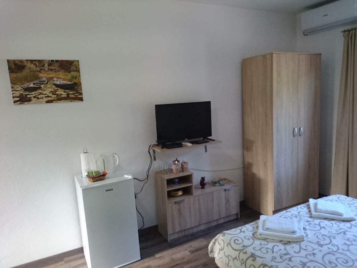 Studio And Winery Kalimut Вирпазар Екстериор снимка